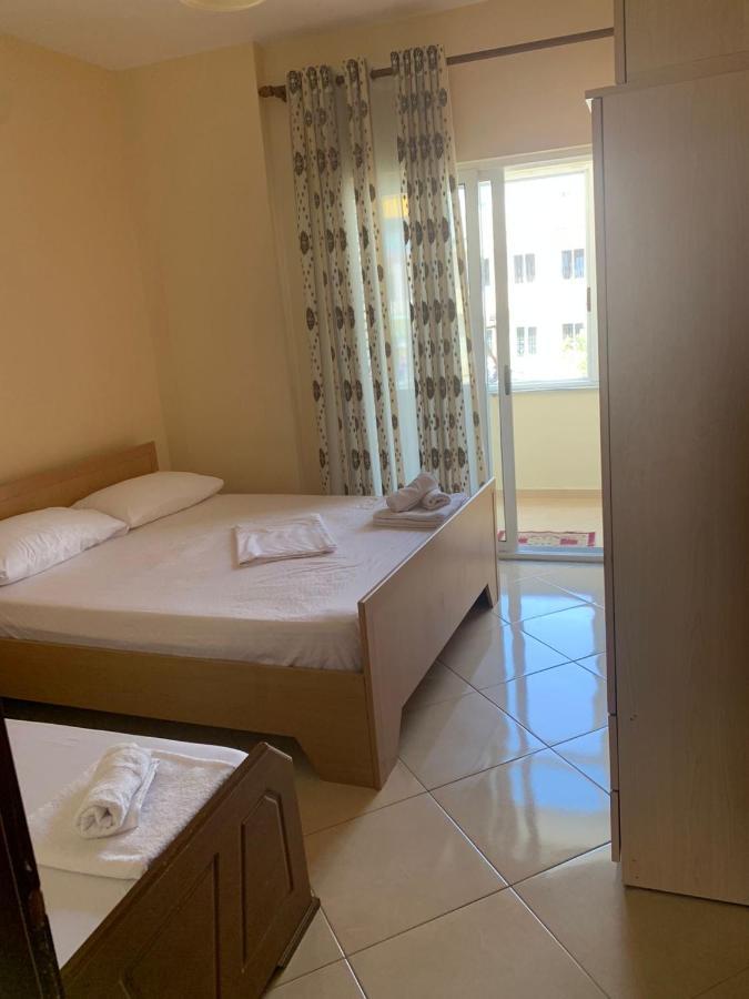 City Center Apartment Saranda Exteriör bild